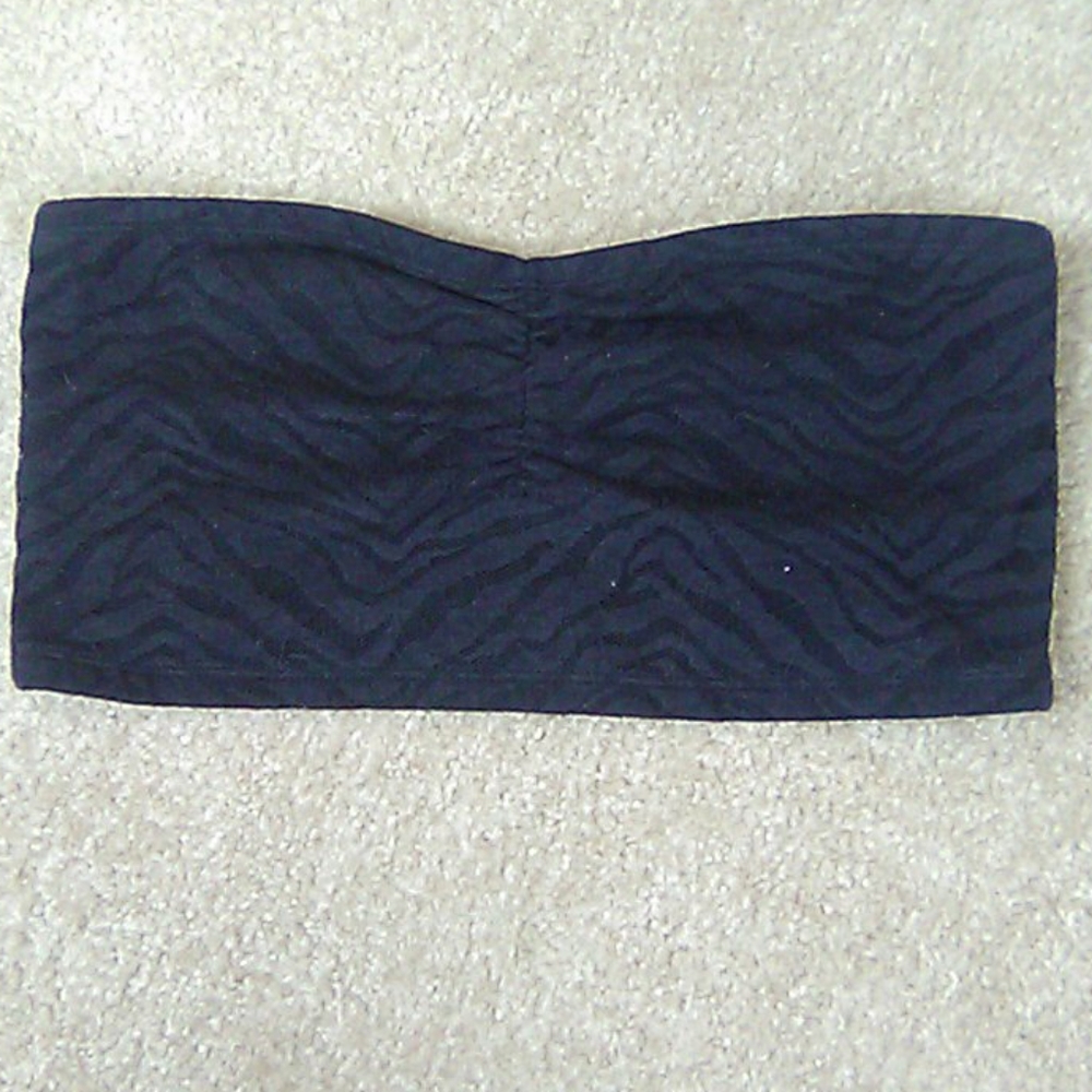 DECREE Bandeau top